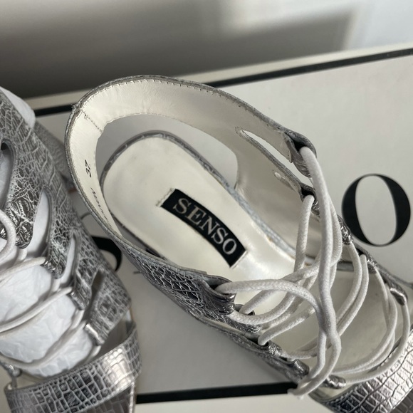 Senso Rhiannon silver lace up heels Size 7 - Picture 4 of 7